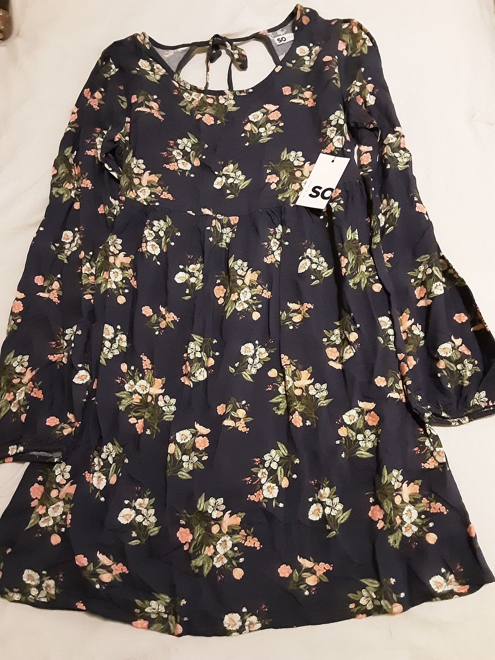 NWT SO Floral Lojg Sleeve Dress